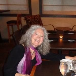 Meet your Posher, Holly